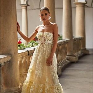 Alamour The Label Strapless Floral Cream Dress